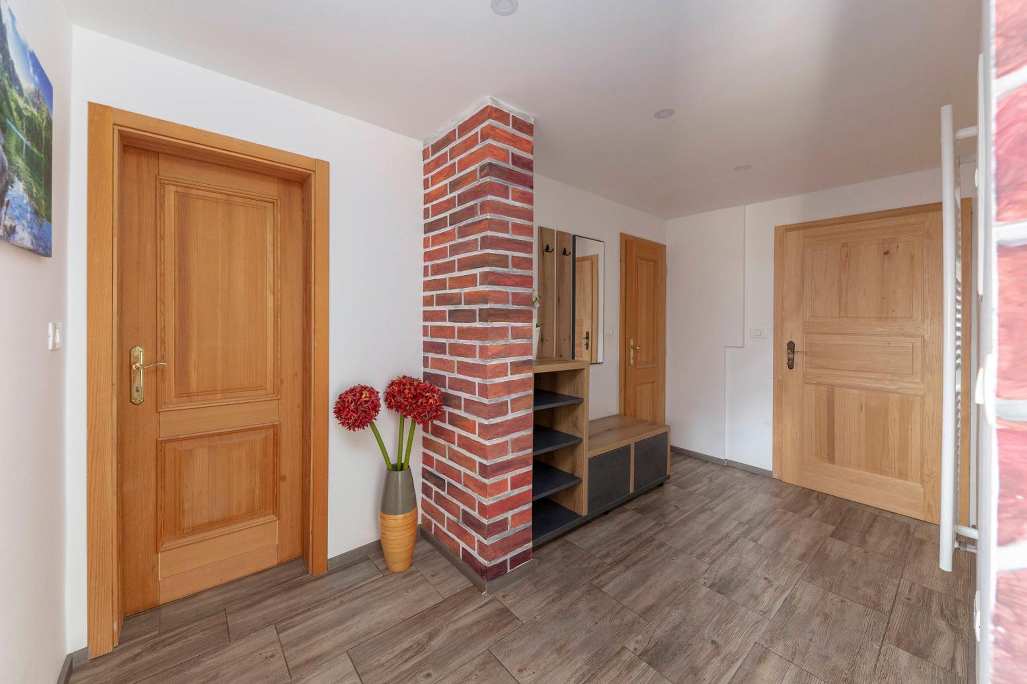 Apartmaji Hodak ボーヒニ エクステリア 写真
